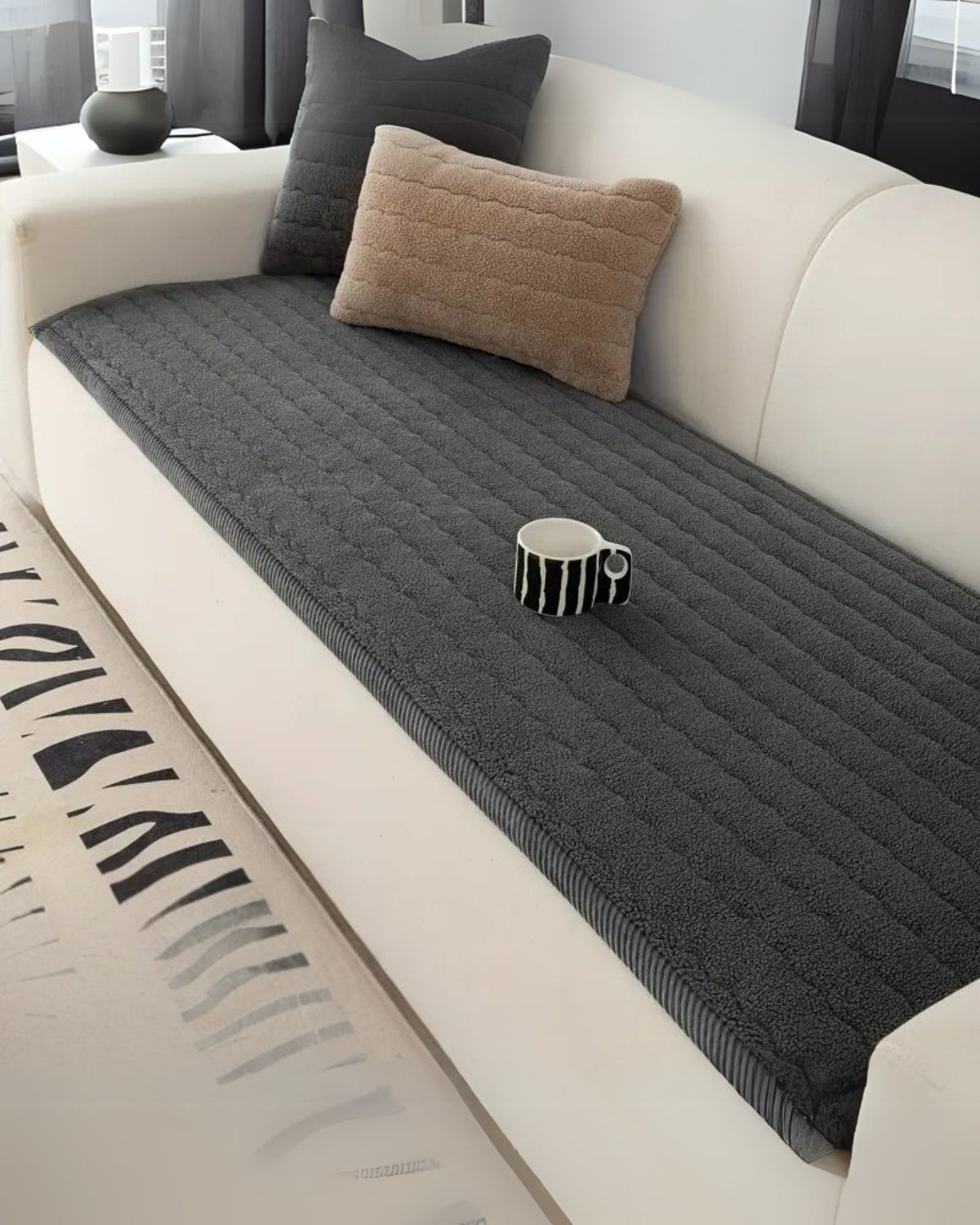 Veloria – Elegante Sofahusse aus Kuschelweich-Wolle – Bolania