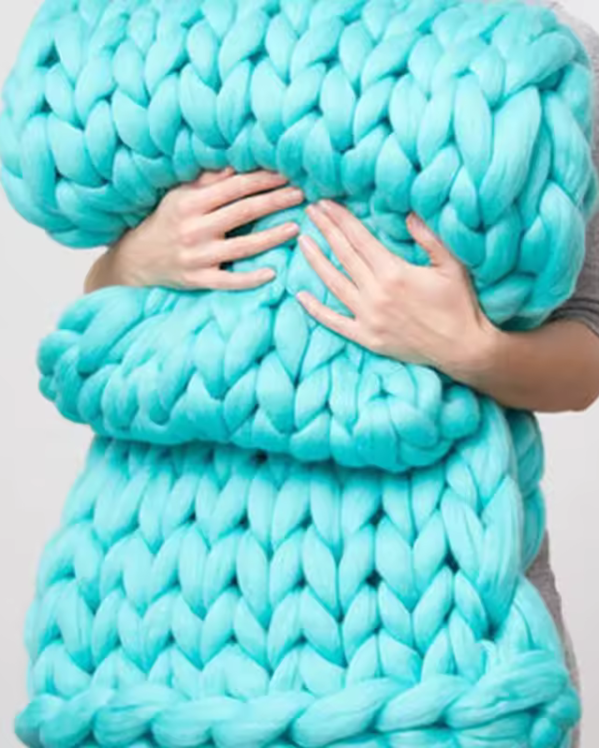 Majesté Luxe – Handgestrickte Kuscheldecke mit Extrastarker Struktur