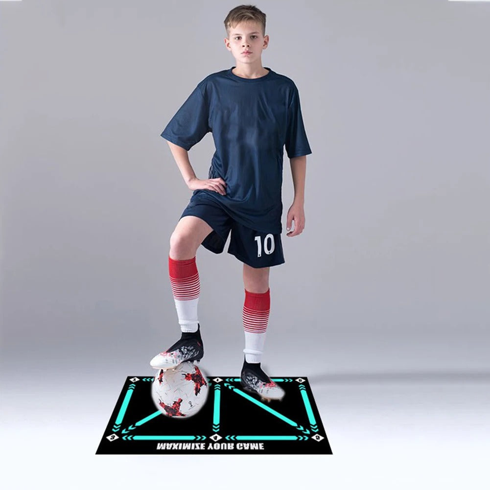 Non-slip rubber football training mat with numbered position markers, low-noise for ball control and footwork, 90 × 60 cm (35.4 × 23.6 in)