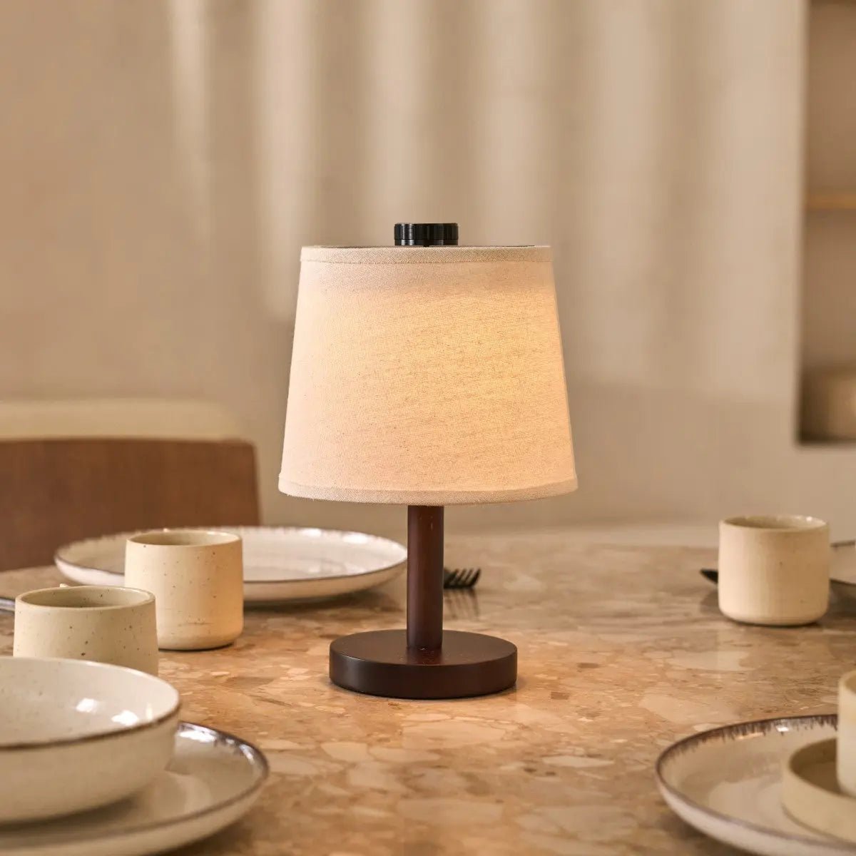 Bolania | Tischlampe - Dimmbare Minimalistische Lampe aus Holz - Wiederaufladbar