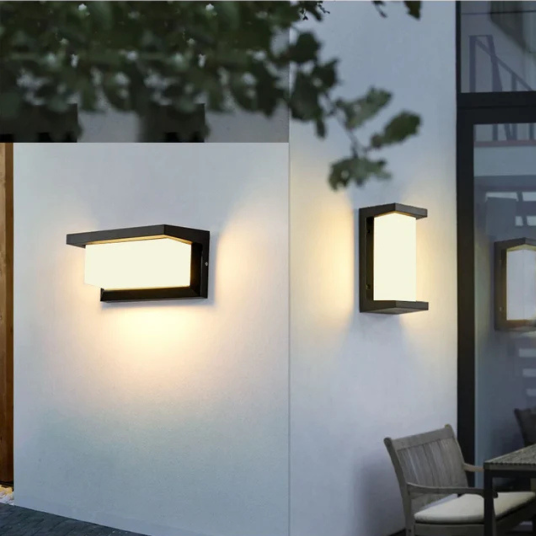 Bolania | Wandleuchte - Sensor-aktiviertes, wetterfestes Design für den Außenbereich