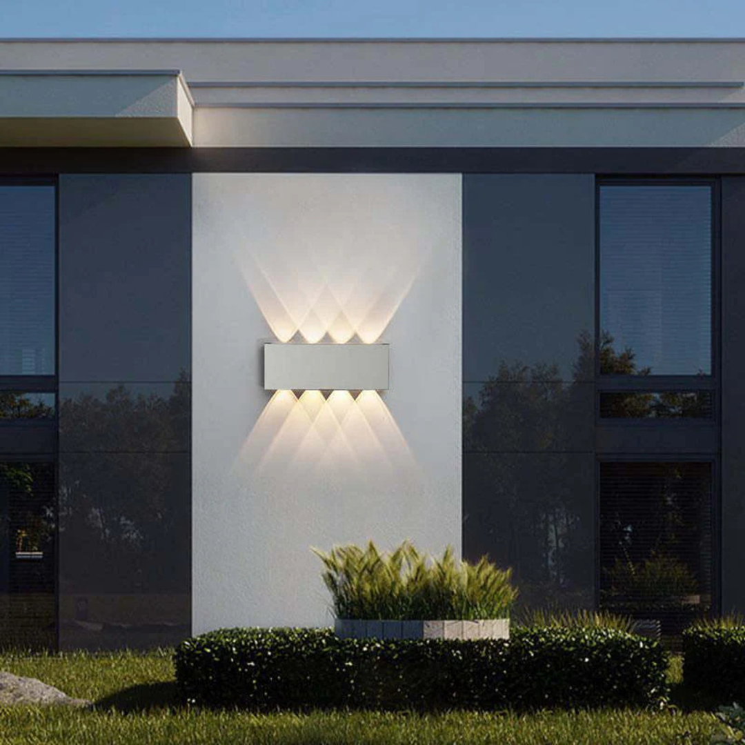 Bolania | Wandleuchte - Vielseitige Innen- und Außenleuchte - Energieeffizientes Design