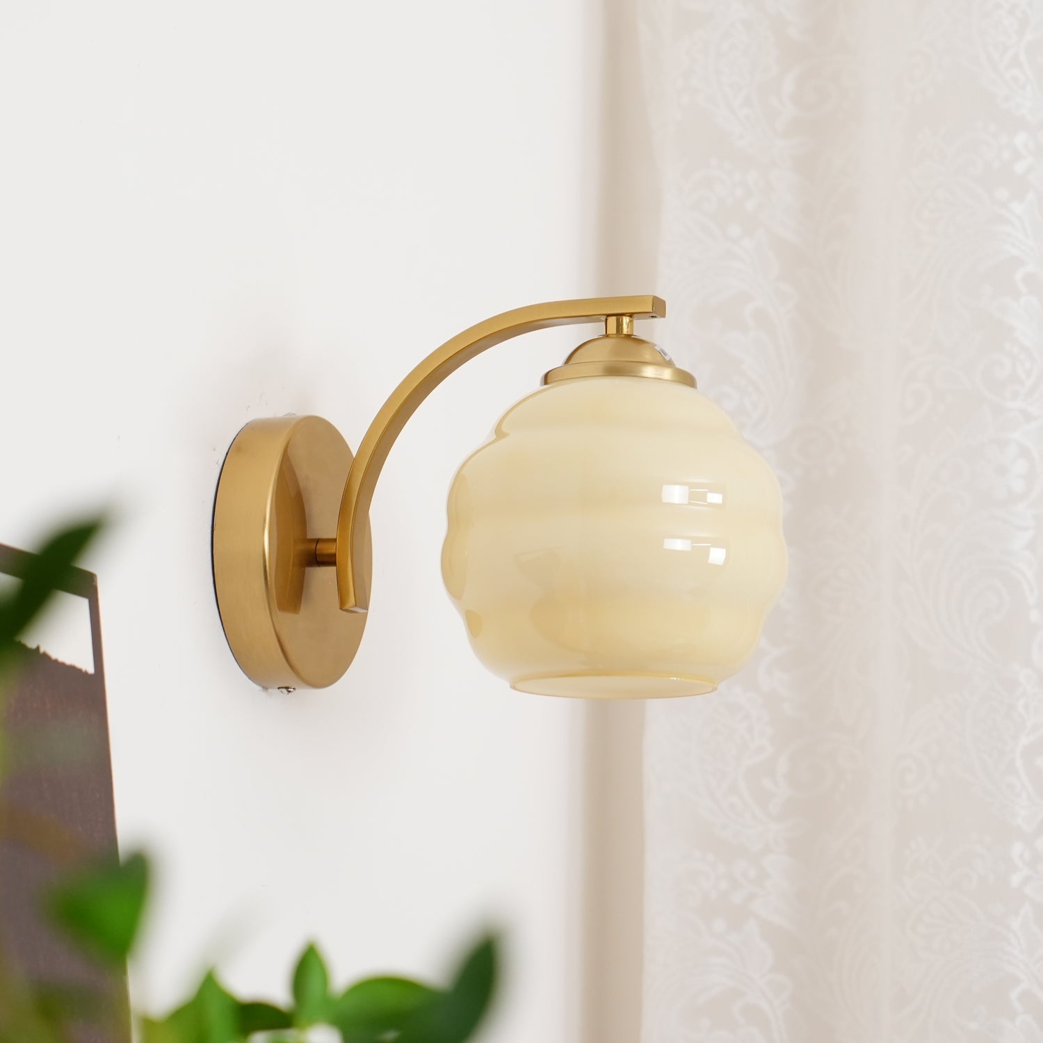 Bolania | Wandleuchte - Vintage Glas Design - Elegante Heimbeleuchtung