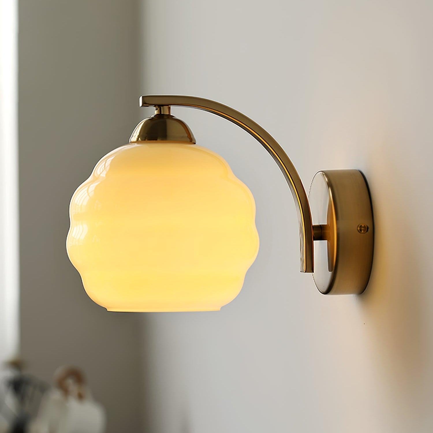 Bolania | Wandleuchte - Vintage Glas Design - Elegante Heimbeleuchtung