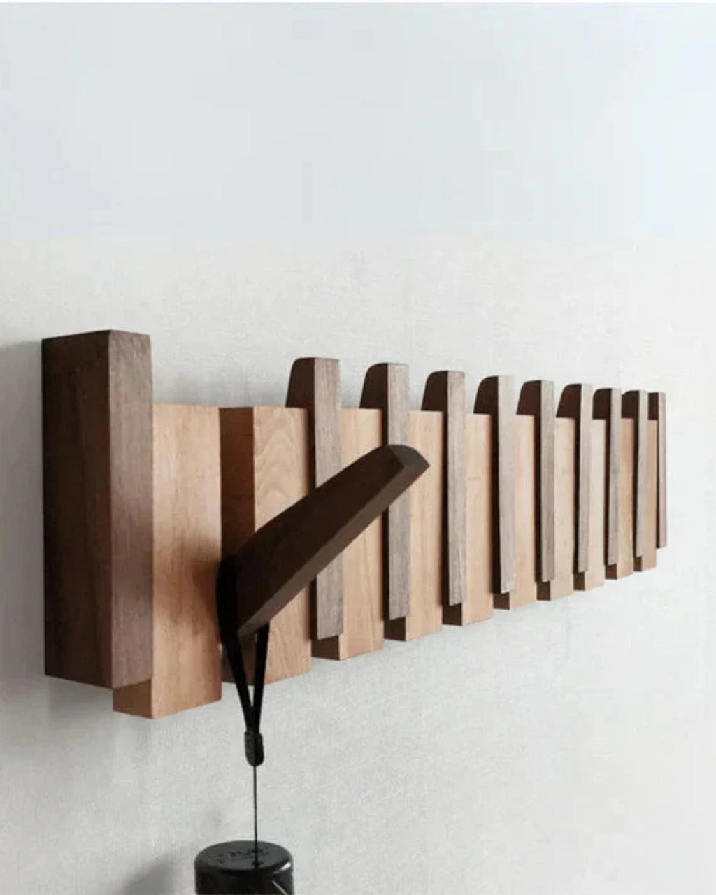 Arboria Wandhaken – Edle Holzleiste für Stilvolles Aufbewahren