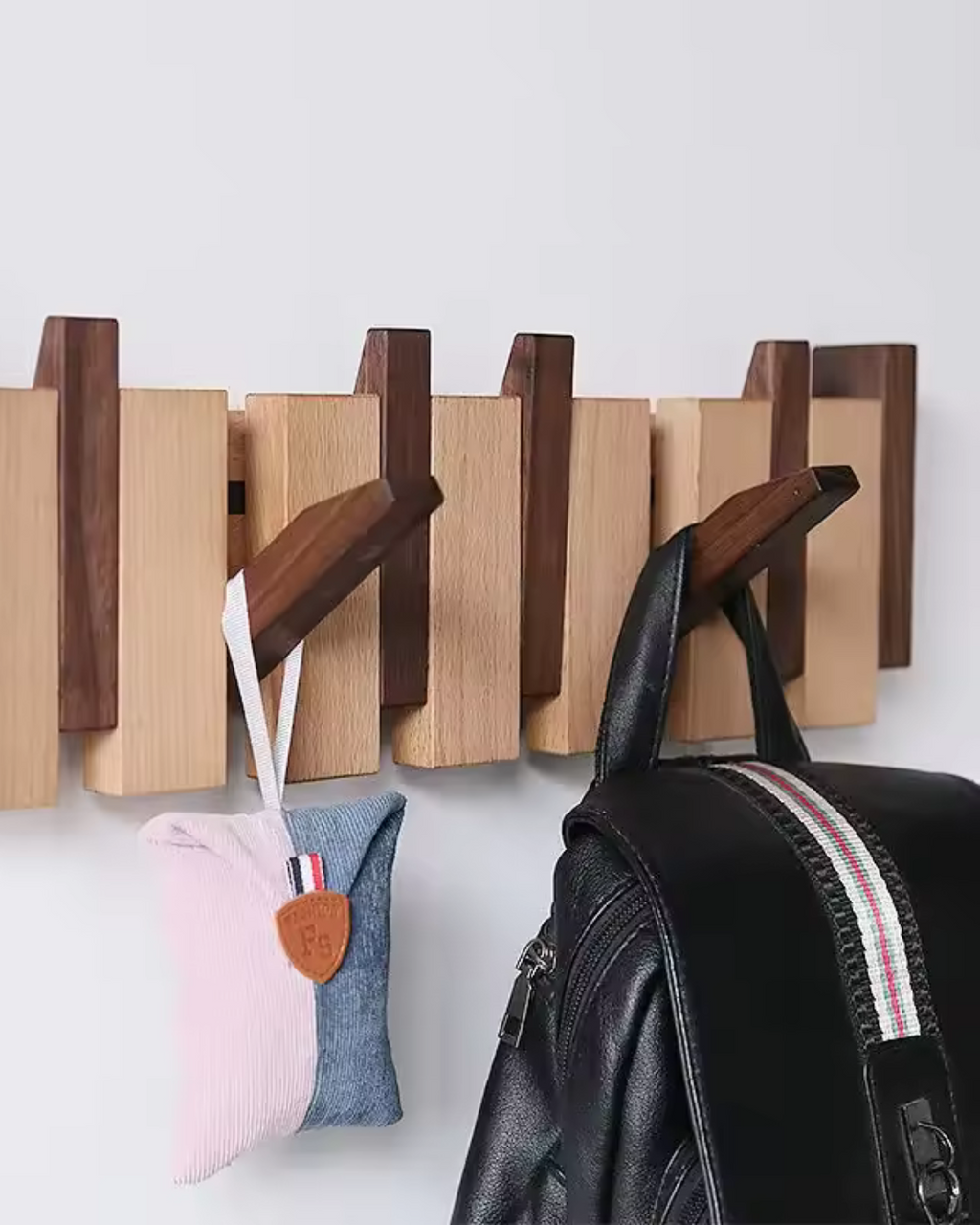 Arboria Wandhaken – Edle Holzleiste für Stilvolles Aufbewahren