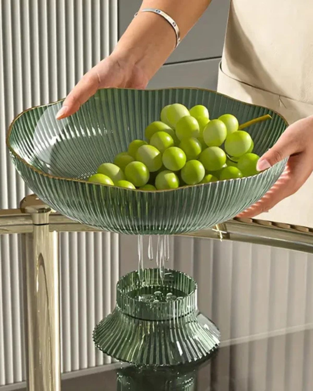 Aurélia Chic – Elegante Obstschale mit Goldakzent