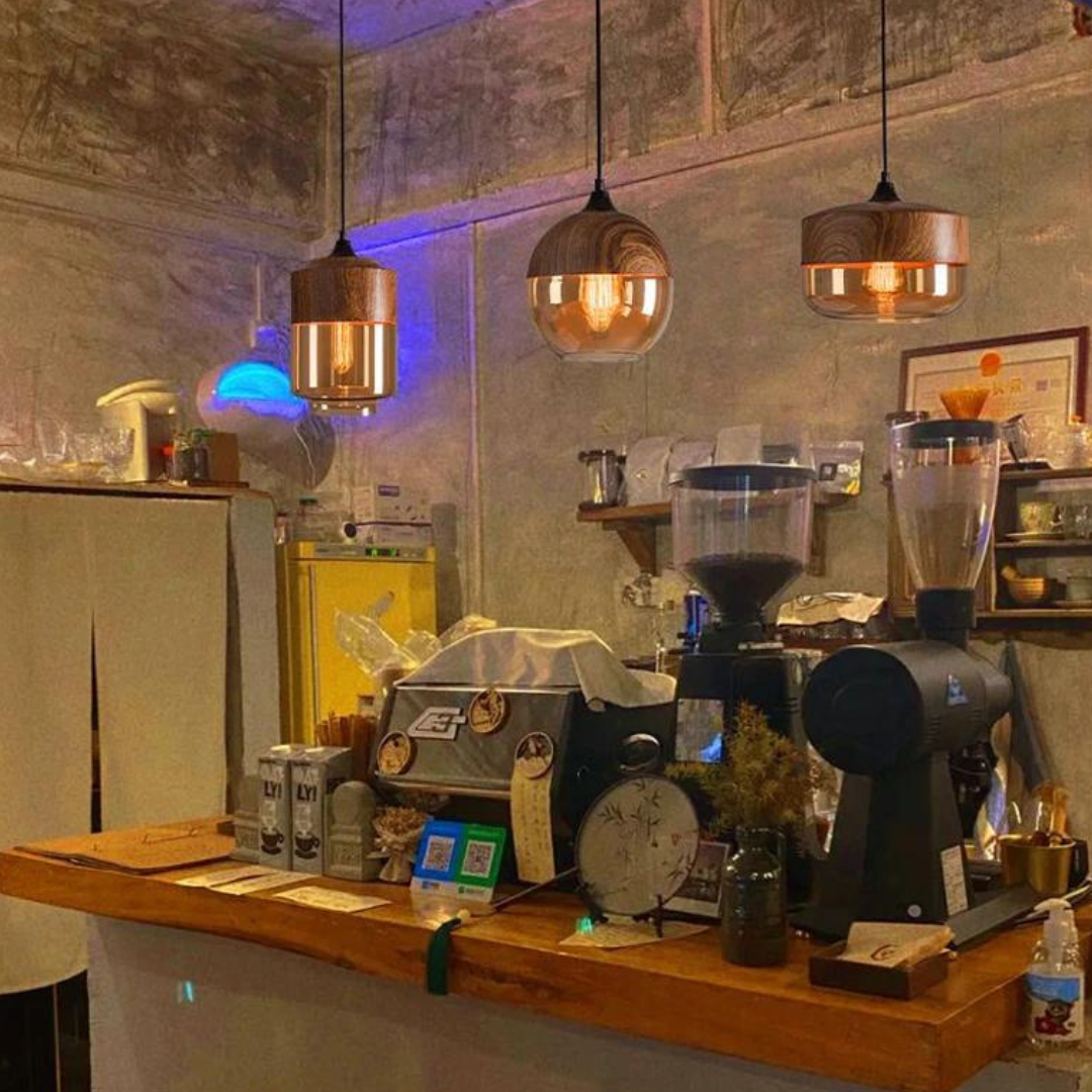 Bolania | Hängeleuchte - Skandinavisches Holz mit getöntem Glas