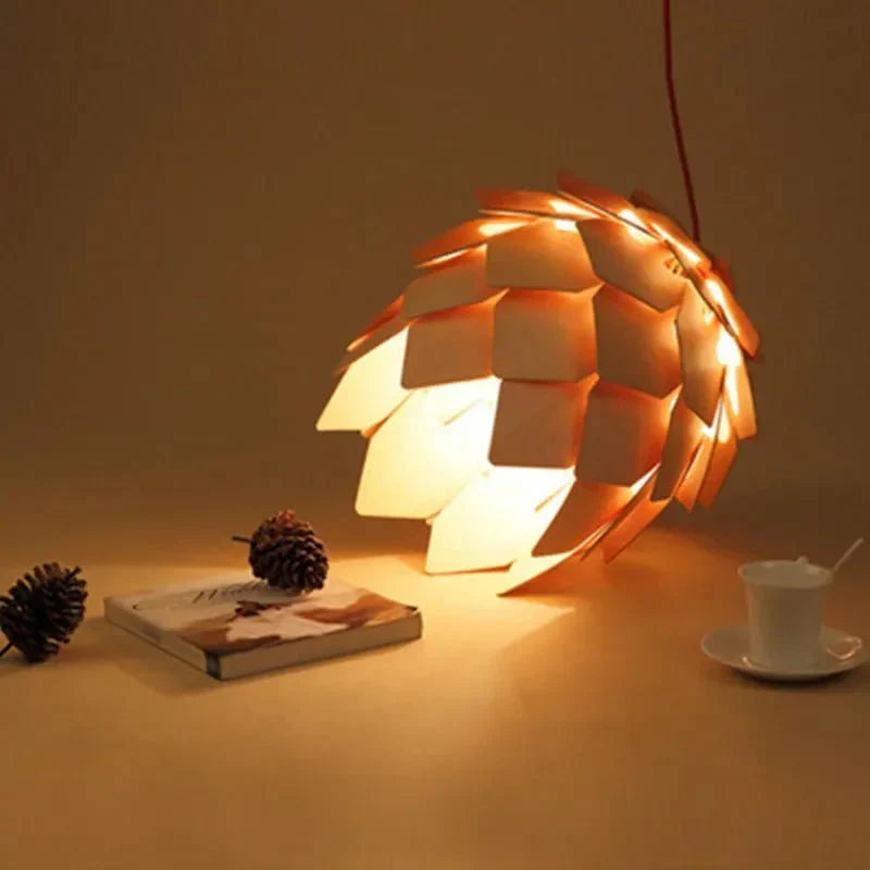 Bolania | Pendelleuchte - Pinienzapfen Design - Natürliche Holzleuchte