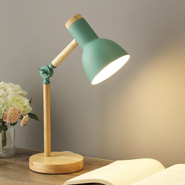 Bolania | Tischlampe – Skandinavisches Holz – Elegantes Design – Warmes Licht für gemütliche Räume