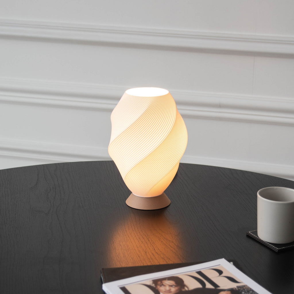 Bolania | Tischleuchte - Twisted Flare - Modernes Design