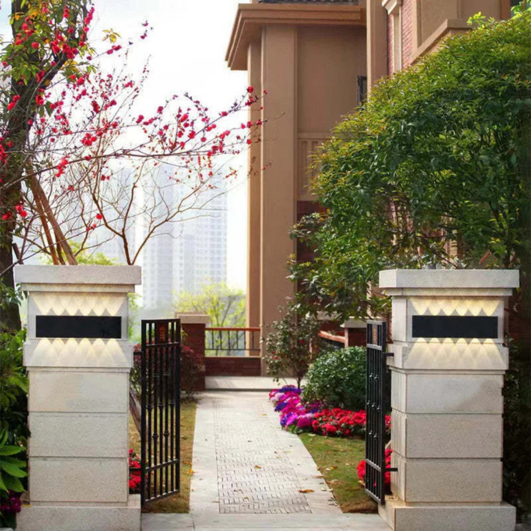 Bolania | Wandleuchte - Vielseitige Innen- und Außenleuchte - Energieeffizientes Design