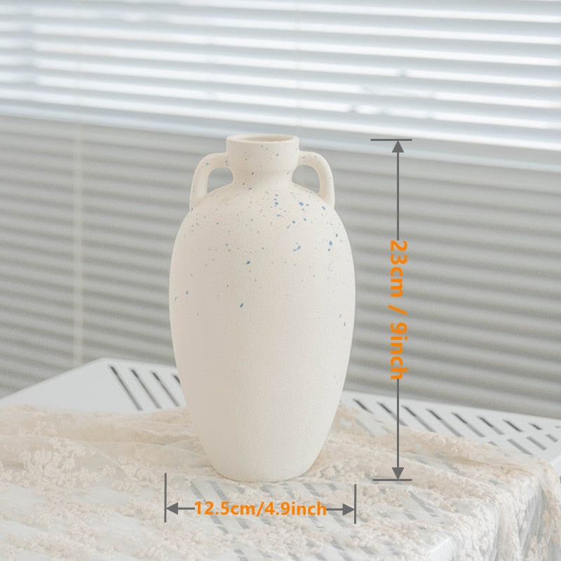 Decorative Ceramic Vase in Creamy White with a Matte Finish and Various Shapes for Dried Flowers and Home Decor