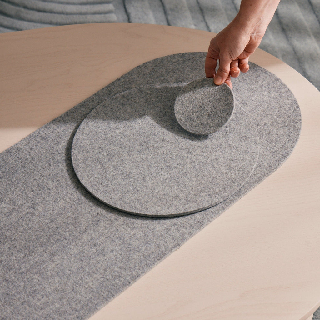 Felt Placemat Round, Die-Cut Edge, Scratch Protection for Dining Table and Sideboard