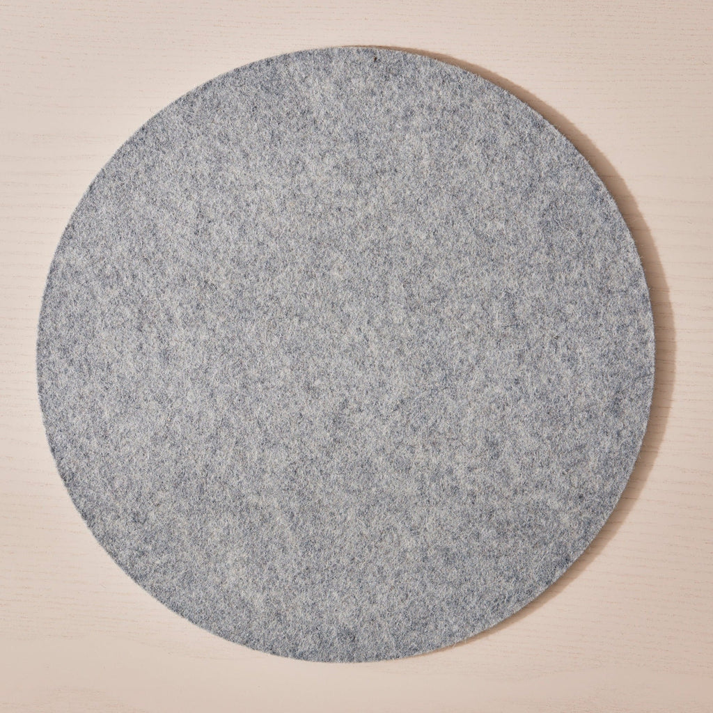 Felt Placemat Round, Die-Cut Edge, Scratch Protection for Dining Table and Sideboard