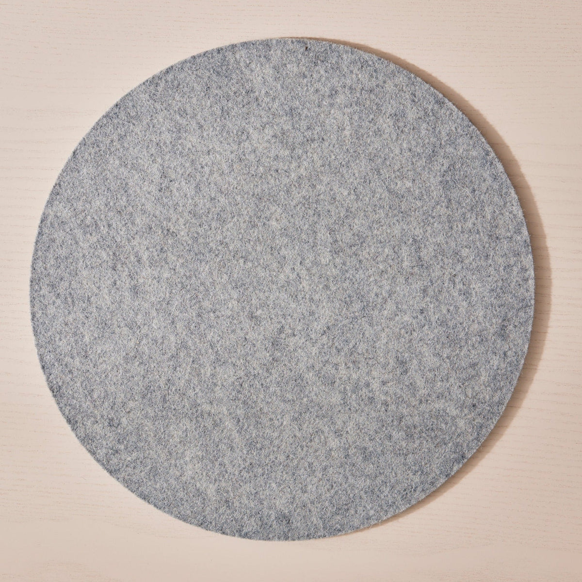 Felt Placemat Round, Die-Cut Edge, Scratch Protection for Dining Table and Sideboard
