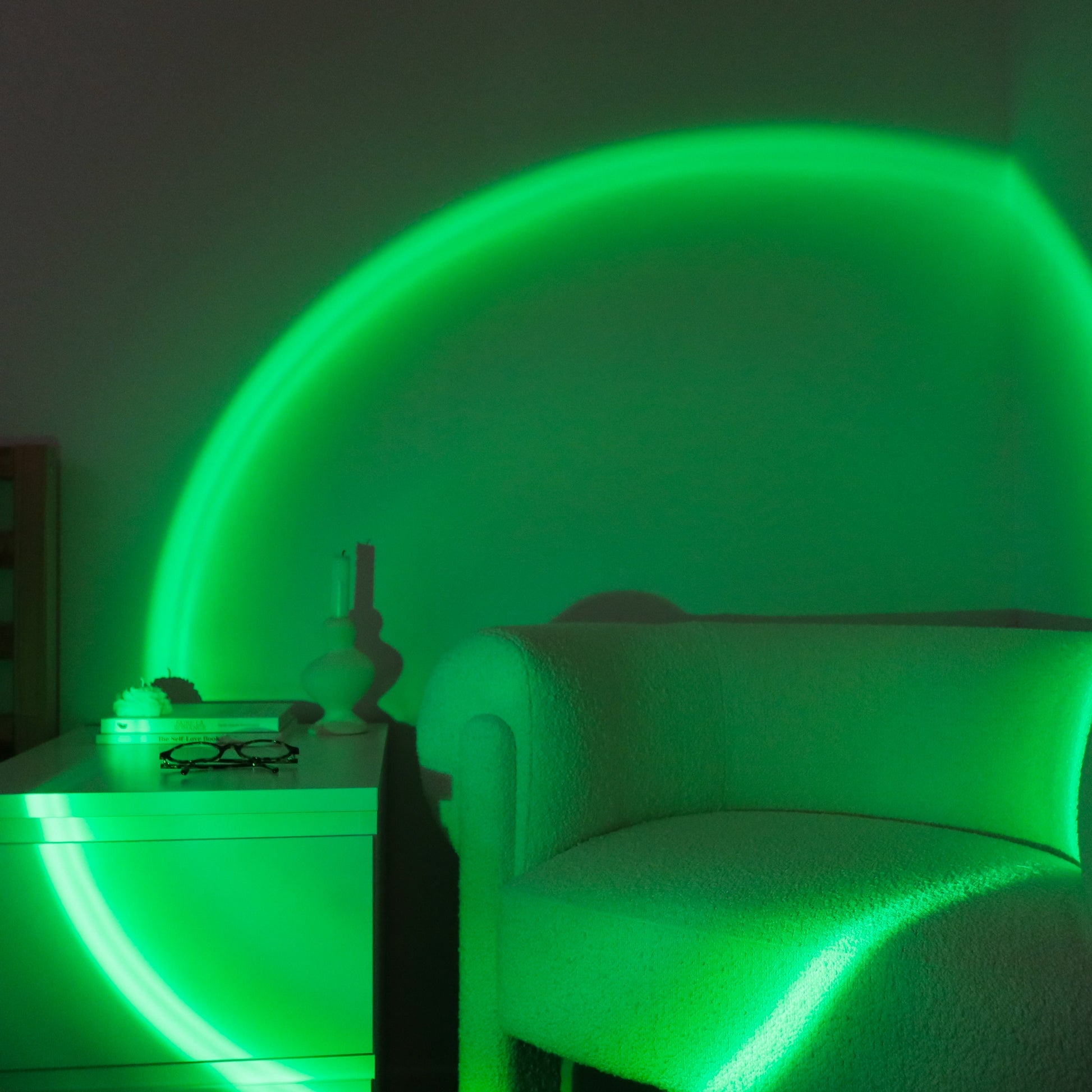 Sunset Projector Lamp with Color Change and Remote Control Atmospheric LED Light Effects for Bedroom Living Room and Photo Shoots