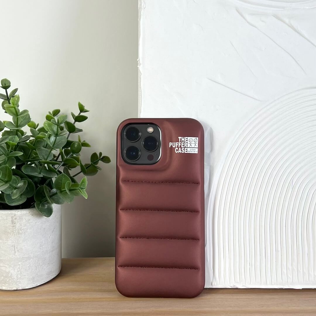 Puffer-Style iPhone Case made of Water-Repellent Polyurethane, Softly Padded and Trendy for iPhone 11 to 14 Pro Max