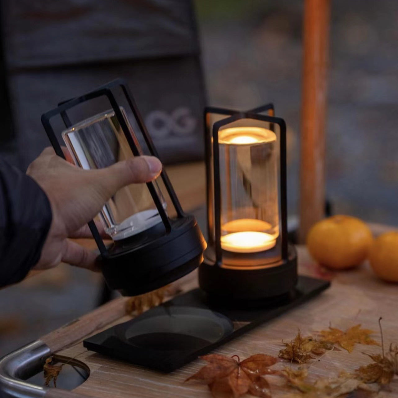 Bolania | Tischlampe - Stilvolle Laterne - Metall & Glas - Perfekt für Außen- oder Innendekoration