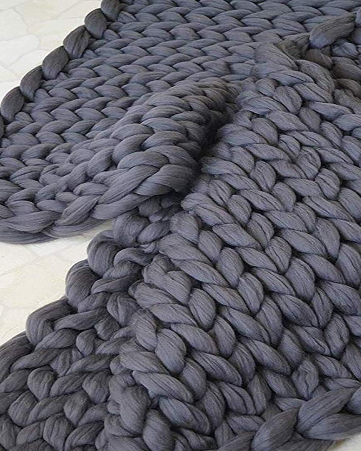 Majesté Luxe – Handgestrickte Kuscheldecke mit Extrastarker Struktur