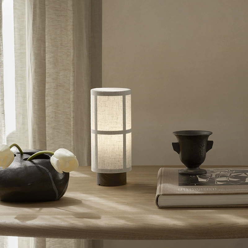Bolania | Tischlampe - Elegante japanische Seide - Stilvolle Heimdekoration