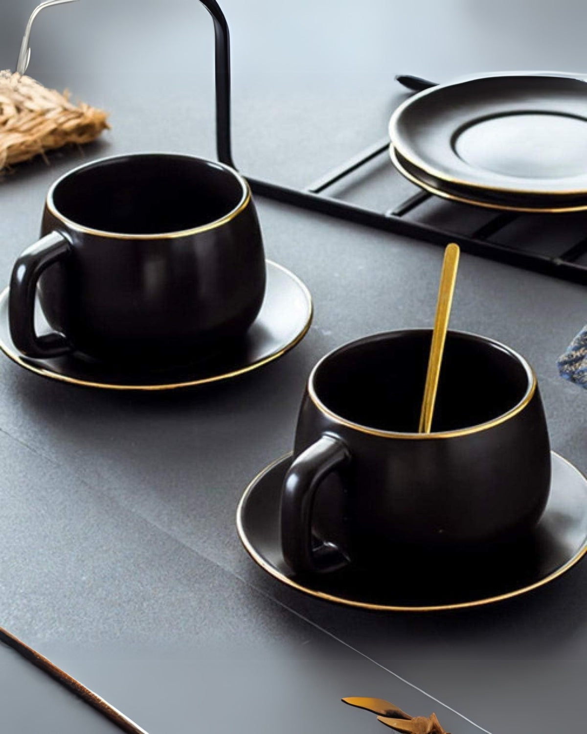 Parisa – Luxuriöses Teeservice aus Porzellan