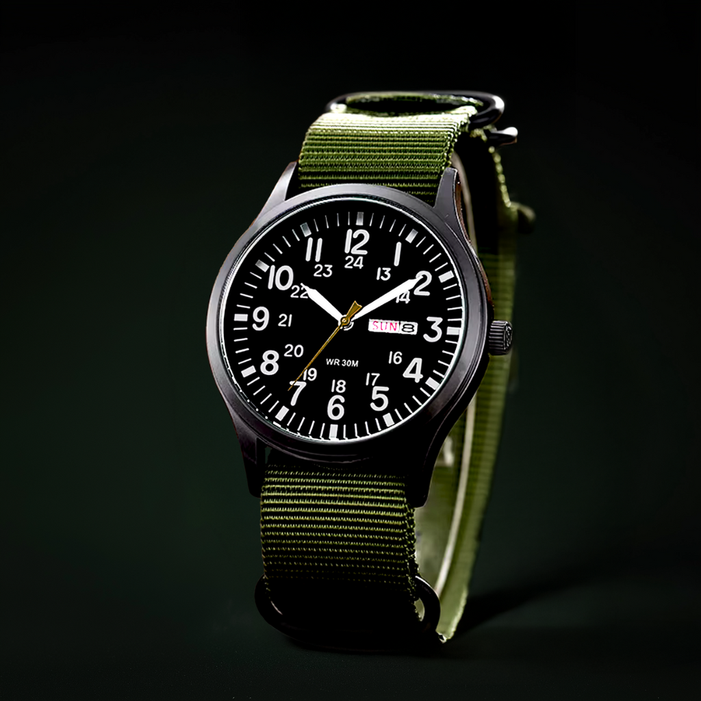 Herrenuhr mit Textilarmband und Datumsanzeige, 24-Stunden-Skala, Gehäuse 42 mm, Spritzwassergeschützt