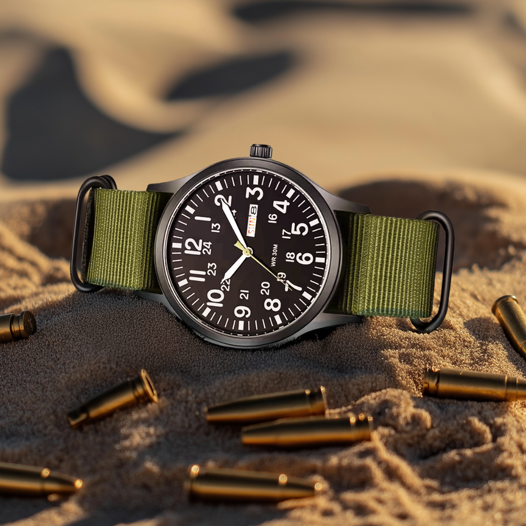 Herrenuhr mit Textilarmband und Datumsanzeige, 24-Stunden-Skala, Gehäuse 42 mm, Spritzwassergeschützt
