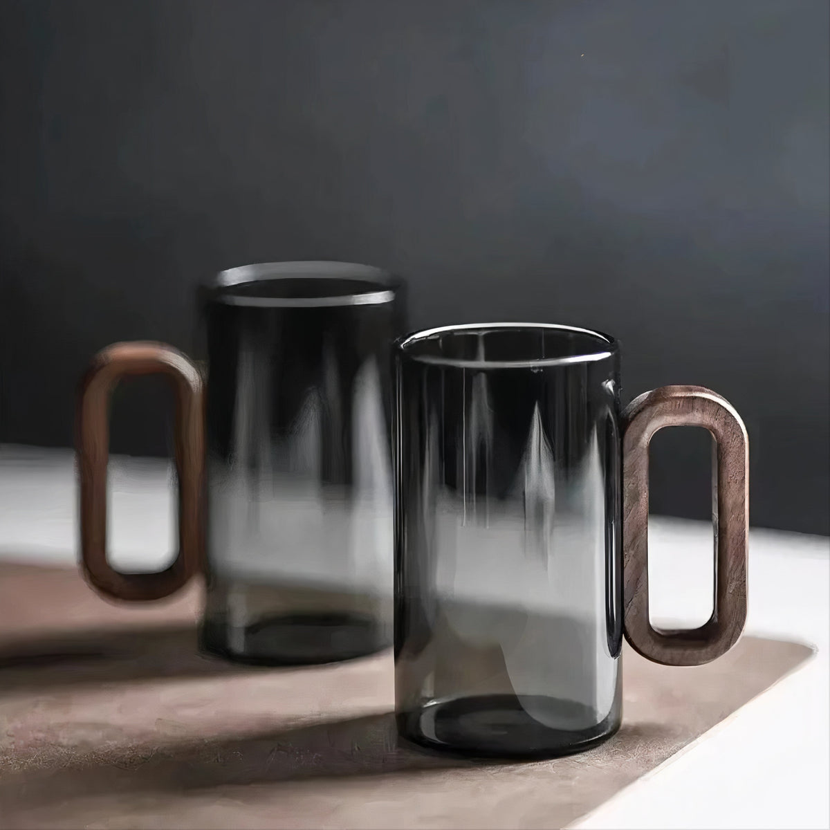 Kaffeegläser aus Rauchglas mit Holzgriff, 350 ml (11,8 fl oz), Schlanke Zylinderform