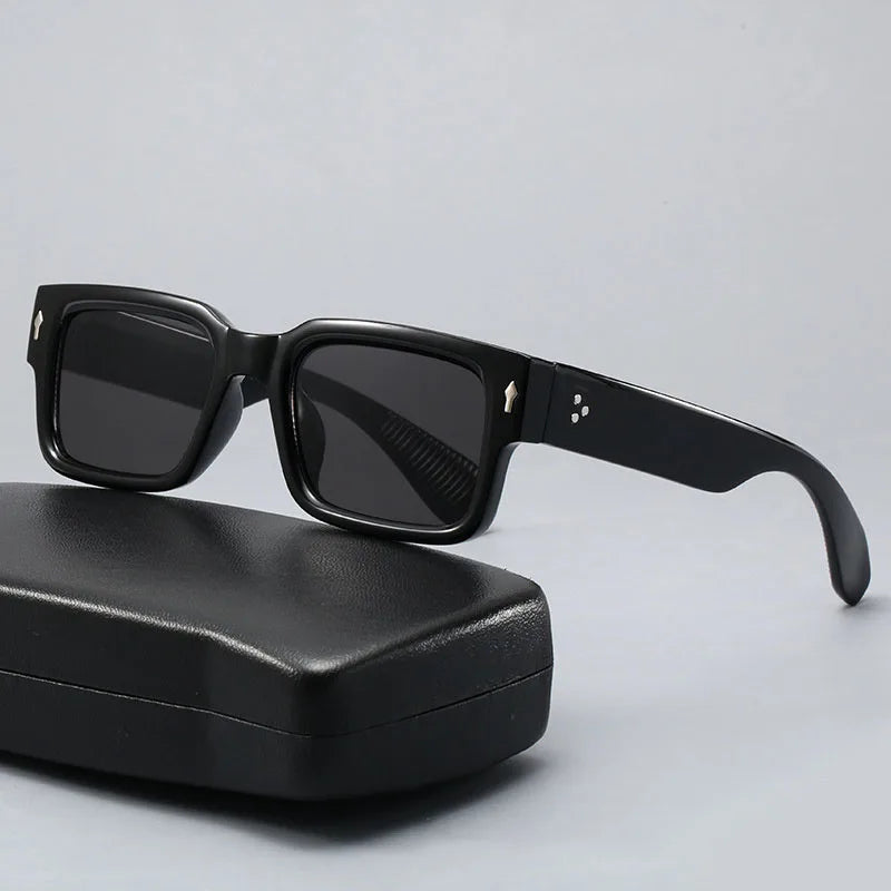 Sonnenbrille Eckig aus Acetat, Kräftige Front, Vernietete Scharniere, mit Etui, Unisex