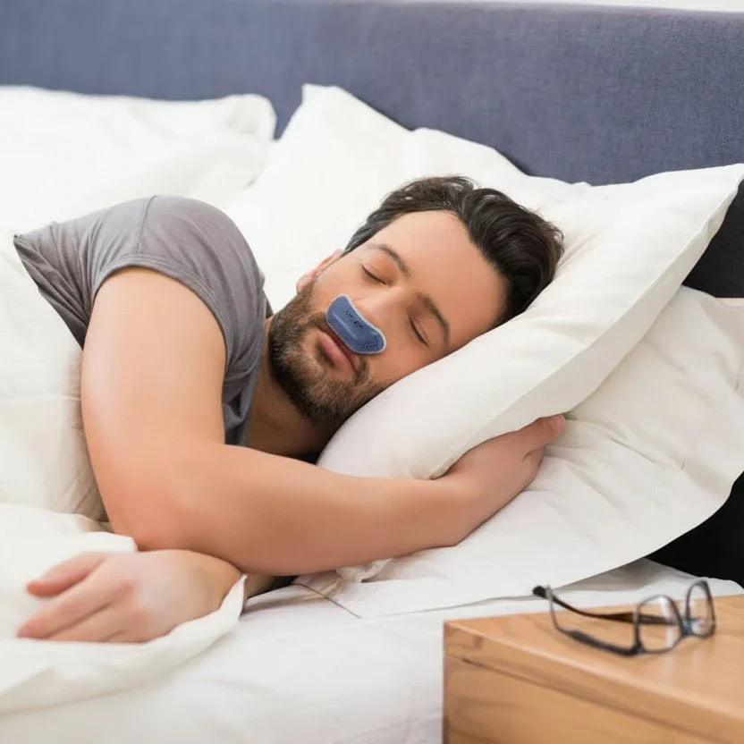 Nasal Breathing Aid Made of Medical Silicone for Light Snoring Compact and Rechargeable with USB