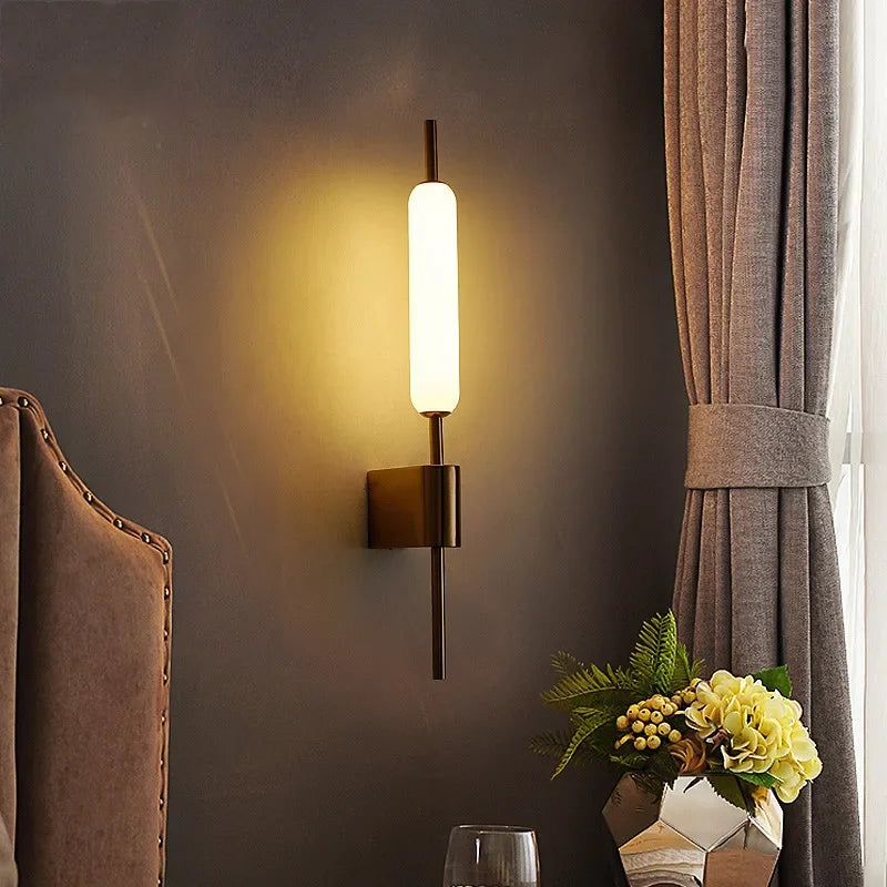 Bolania | Wandleuchte - Modernes Design - Elegantes Metall- und Glasfinish