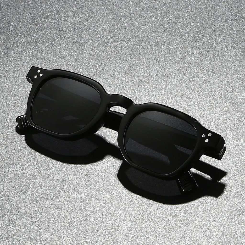 Sonnenbrille mit Polarisierten Gläsern und UV400 Schutz, Bügel im Schildpattmuster, Eckige Fassung