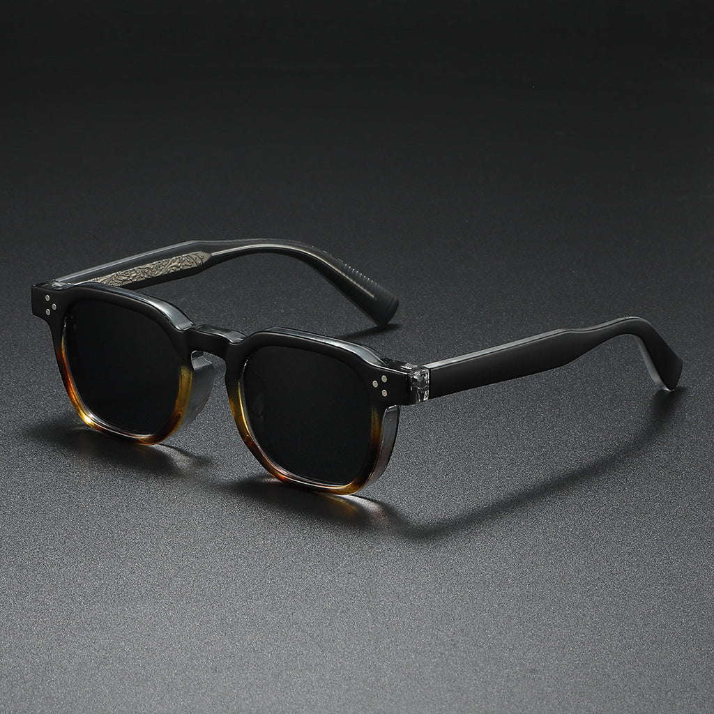Sonnenbrille mit Polarisierten Gläsern und UV400 Schutz, Bügel im Schildpattmuster, Eckige Fassung