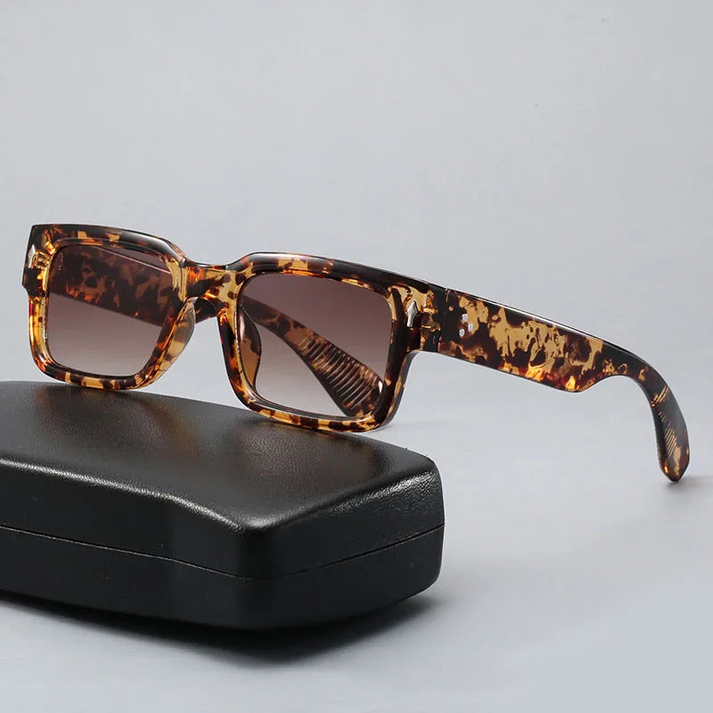 Sonnenbrille Eckig aus Acetat, Kräftige Front, Vernietete Scharniere, mit Etui, Unisex