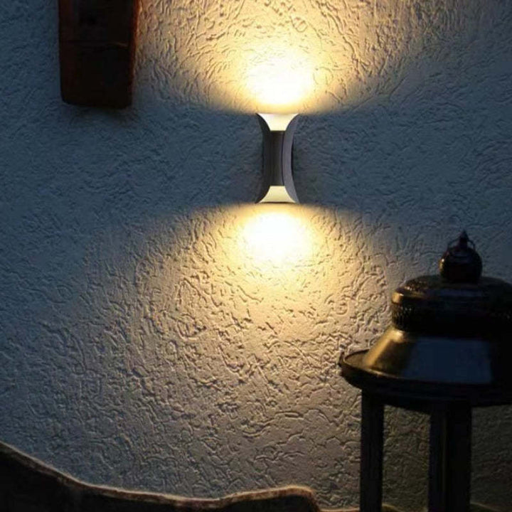 Bolania | Wandleuchte - Wasserdichte LED-Außenleuchte - Langlebige & stilvolle Beleuchtung