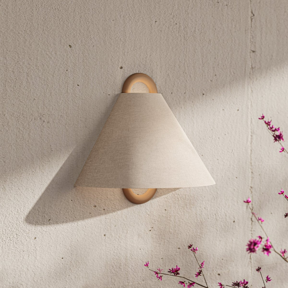 Bolania | Wandleuchte - Holz & Textil - Minimalistisches Vintage Design - Warmes diffuses Licht