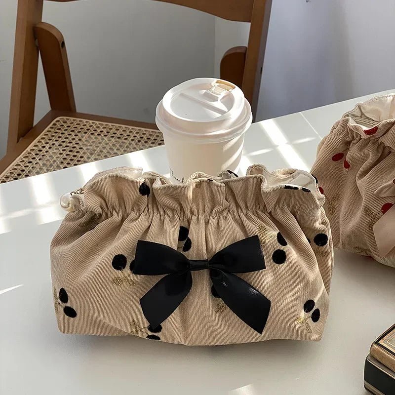 Alvara Samt - Tasche – Stilvolles Accessoire für den Alltag - Bolania