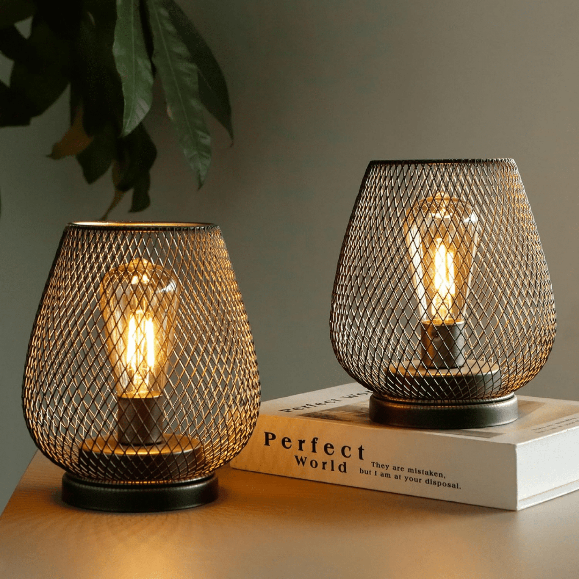 Bolania | Tischleuchte - Kabellose LED - Metall - Laterne - Bolania