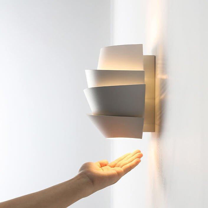 Bolania | Wandlampe - Skandinavische Doppeleisenleuchten für moderne Wohnkultur - Bolania
