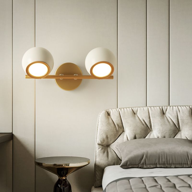 Bolania | Wandleuchte - Elegantes kugelförmiges Design mit goldenen Akzenten - Modernes Dekor - Bolania