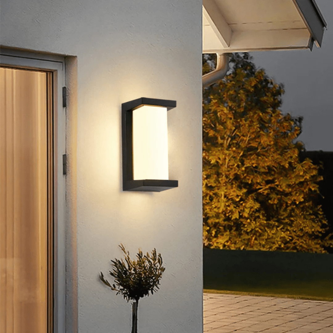 Bolania | Wandleuchte - Sensor - aktiviertes, wetterfestes Design für den Außenbereich - Bolania