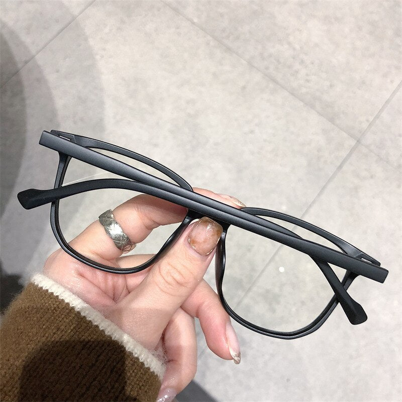 Brille bei Kurzsichtigkeit mit Dioptrien Quadratischer Rahmen Blaulichtfilter Anti - Reflex Klare Gläser Unisex von 0 bis - 4,0 - Bolania