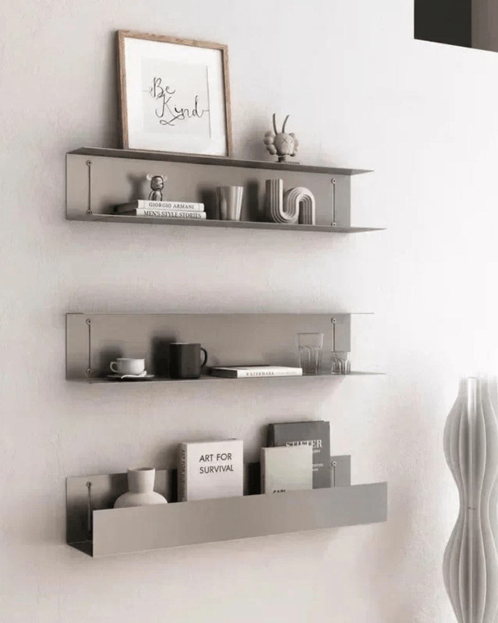 Calmara – Elegantes Wandregal aus Edelstahl - Bolania