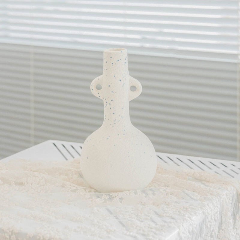 Dekorative Keramikvase in Cremeweiß mit Matter Oberfläche und Verschiedenen Formen für Trockenblumen und Wohn-Design - Bolania