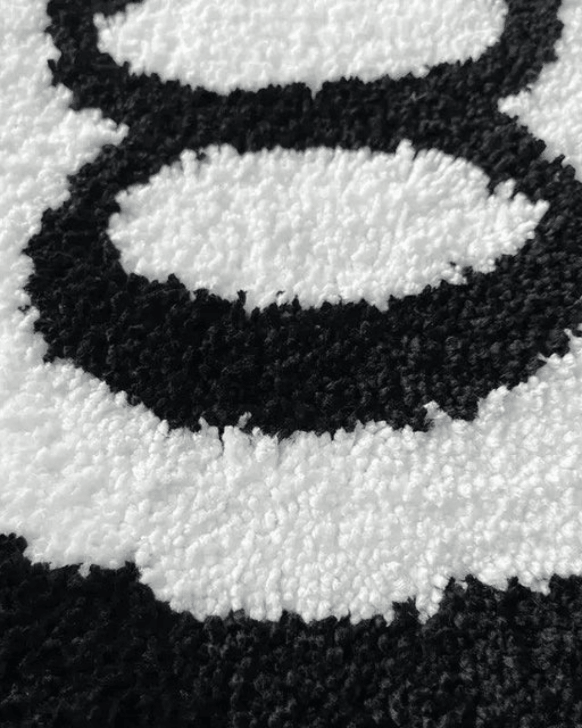 Ébène Rond Teppich – Luxuriöses Statement in Schwarz - Weiß - Bolania