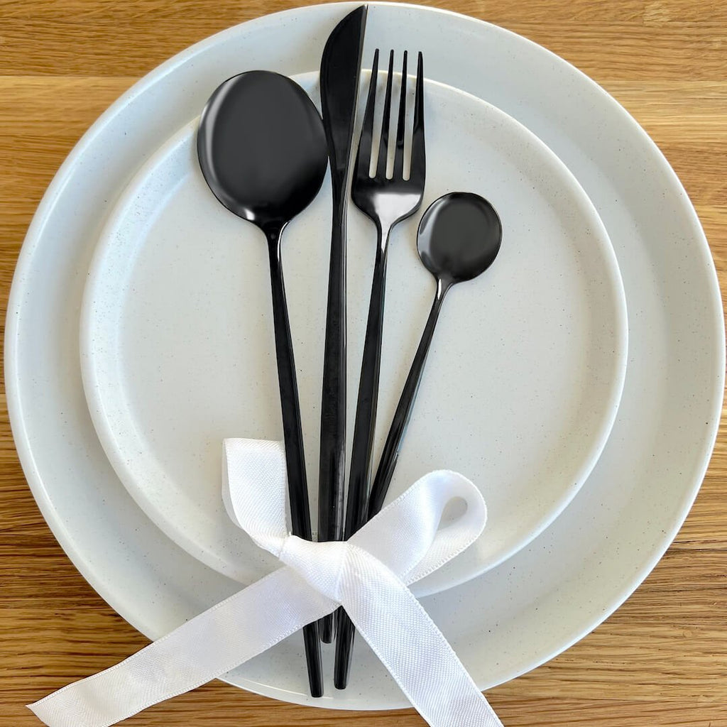 Edelstahl-Besteck-Set 4-Teilig mit Modernem Design und Mattem Finish für Einen Gedeck Elegantes Tafelbesteck - Bolania