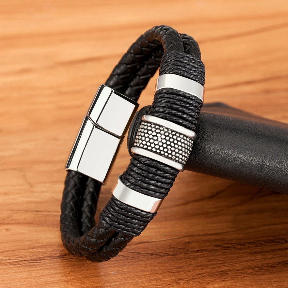 Geflochtenes Lederarmband für Herren mit Magnetverschluss aus 316L Edelstahl Doppellagig und Mit Metallperlen - Bolania