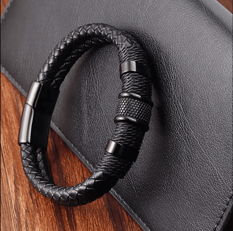 Geflochtenes Lederarmband für Herren mit Magnetverschluss aus 316L Edelstahl Doppellagig und Mit Metallperlen - Bolania