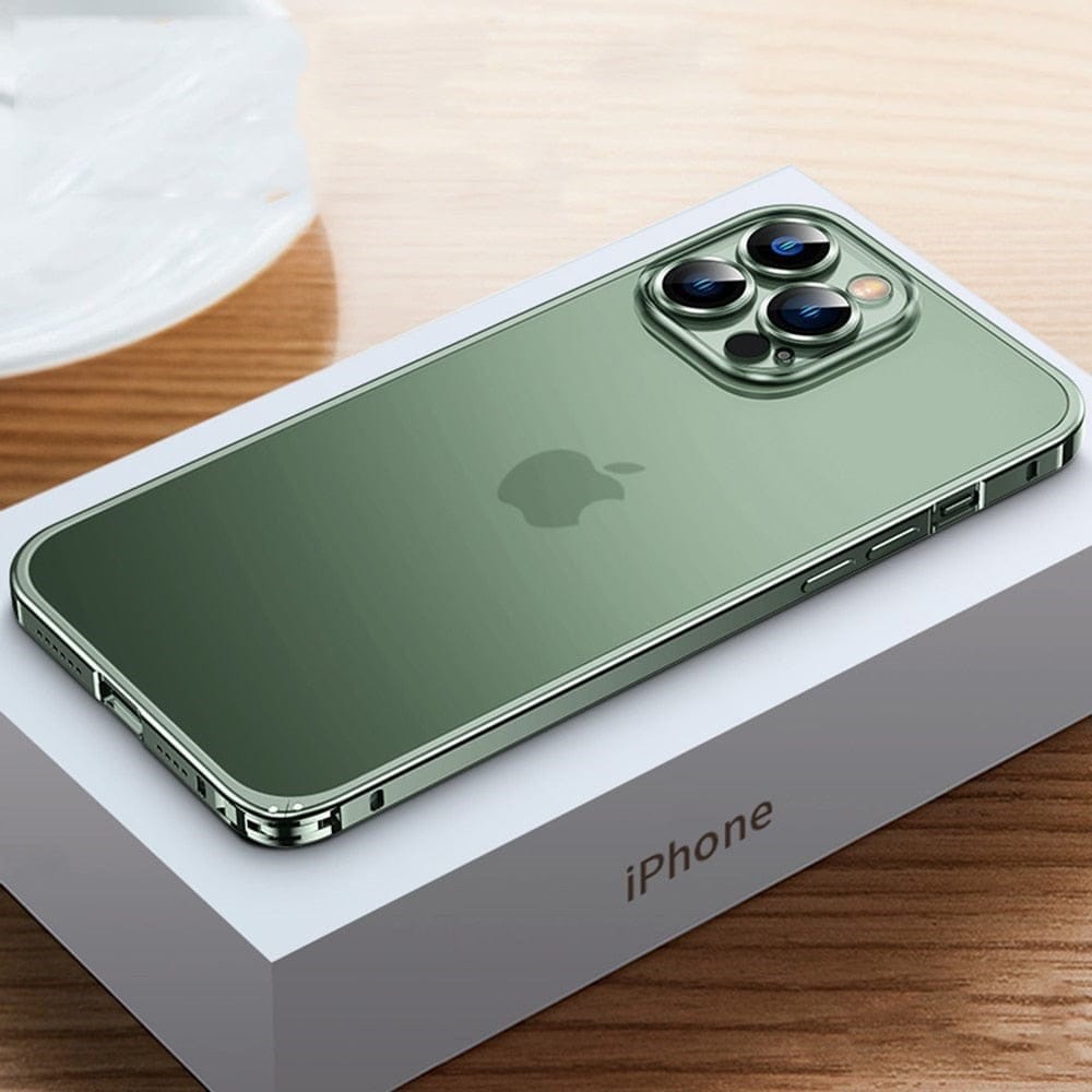 iPhone Schutzhülle aus Luftfahrt - Aluminium mit CNC Verarbeitung und Transparenter Rückseite - Bolania